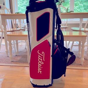 Titleist Hybrid 5 Bag - new!